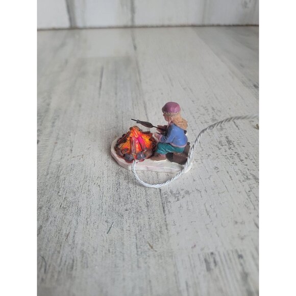 Lemax ice fishing cooking light up Village accessory Xmas - Picture 5 of 6